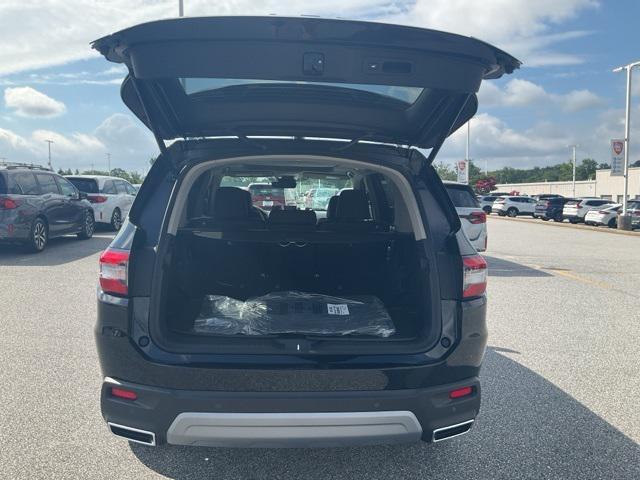 new 2025 Honda Pilot car, priced at $49,680