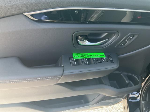 new 2025 Honda Pilot car, priced at $49,680