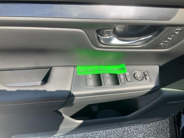 new 2026 Honda CR-V Hybrid car, priced at $39,221