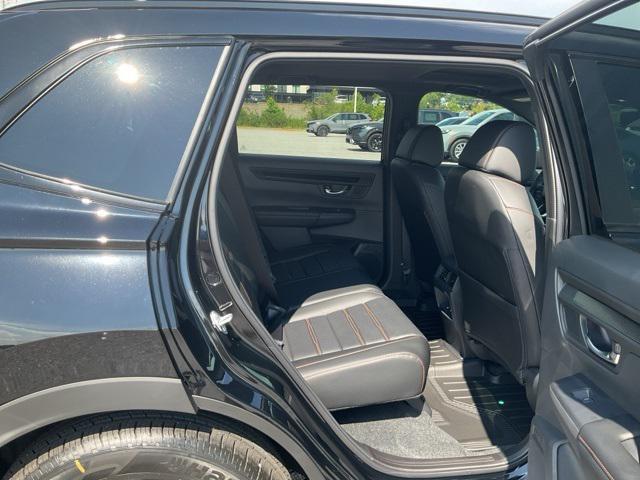 new 2026 Honda CR-V Hybrid car, priced at $39,221