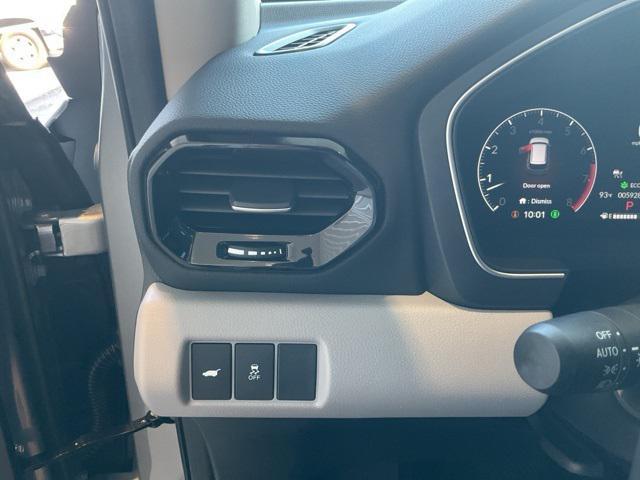 used 2025 Honda Pilot car, priced at $46,350