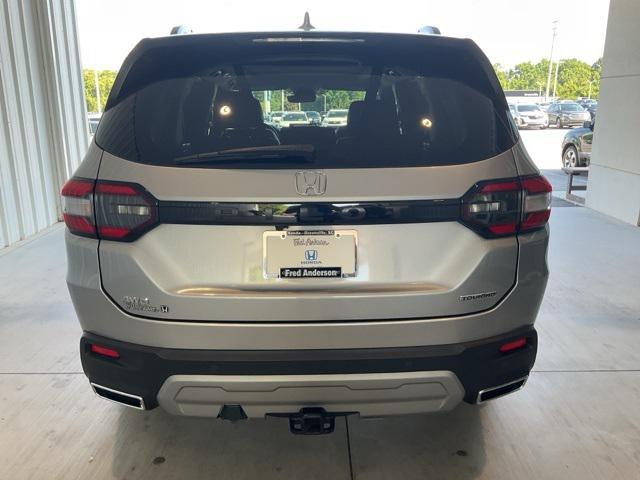 used 2025 Honda Pilot car, priced at $46,350
