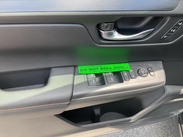 new 2026 Honda CR-V Hybrid car, priced at $38,222