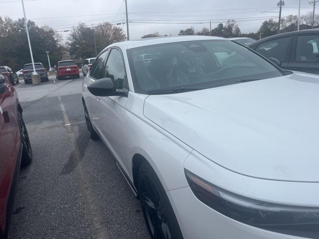 new 2025 Honda Accord Hybrid car, priced at $35,977