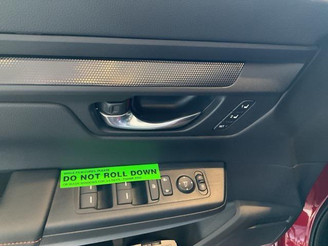 new 2026 Honda CR-V Hybrid car, priced at $38,709