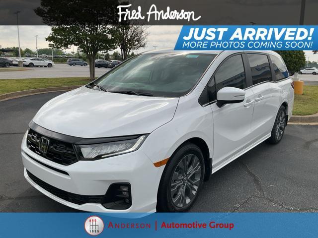 new 2025 Honda Odyssey car, priced at $45,990