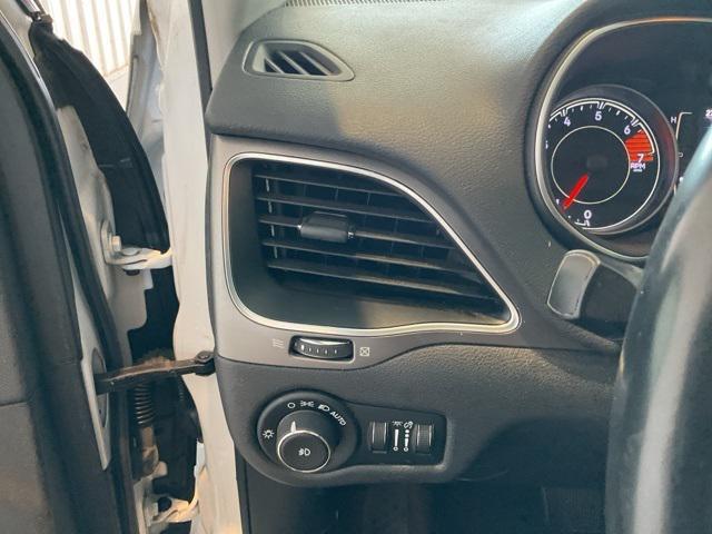 used 2019 Jeep Cherokee car, priced at $13,389