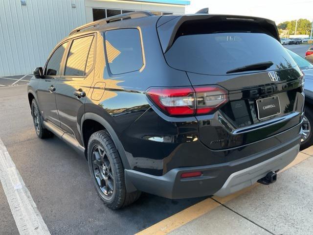 used 2025 Honda Pilot car, priced at $46,449