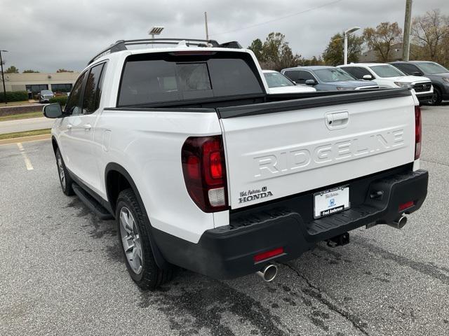 new 2025 Honda Ridgeline car, priced at $45,875