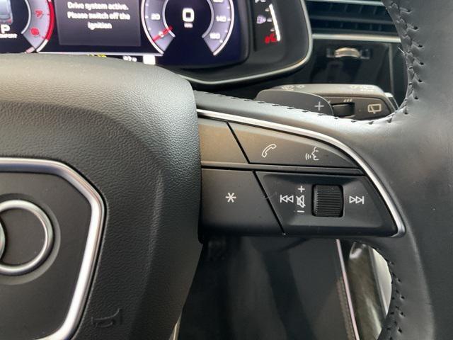 used 2020 Audi Q7 car, priced at $24,878