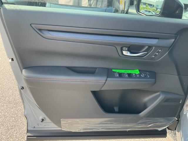 new 2026 Honda CR-V Hybrid car, priced at $40,575