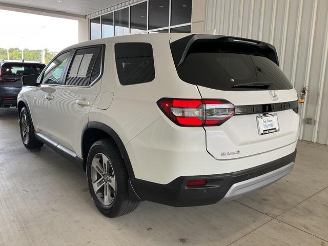 used 2024 Honda Pilot car, priced at $39,045