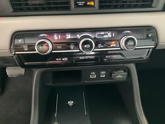 used 2024 Honda Pilot car, priced at $39,045