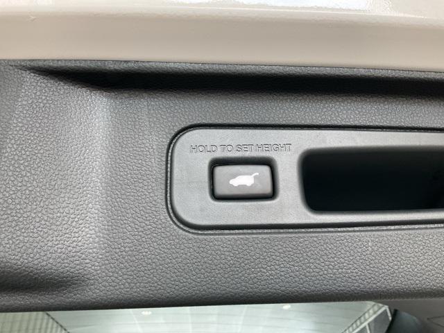 used 2024 Honda Pilot car, priced at $39,045