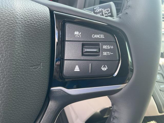new 2025 Honda Odyssey car, priced at $43,670