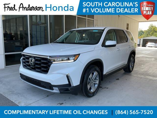 new 2025 Honda Pilot car, priced at $43,388
