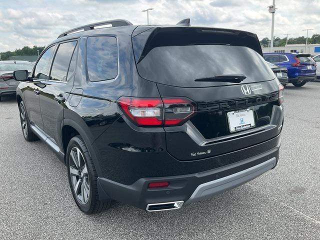 new 2025 Honda Pilot car, priced at $48,950