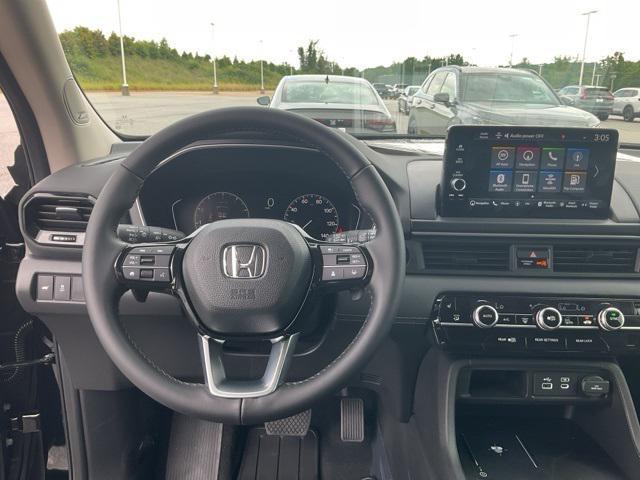 new 2025 Honda Pilot car, priced at $48,950