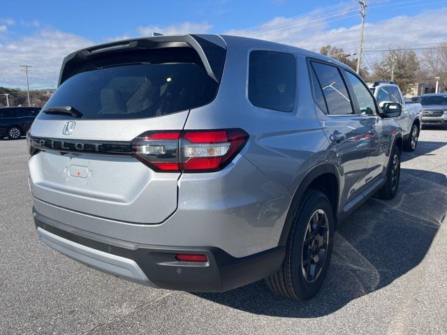 new 2025 Honda Pilot car, priced at $48,895