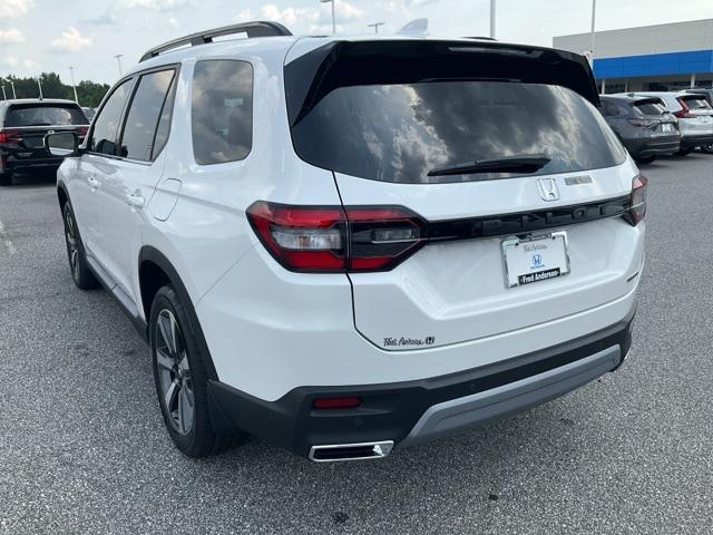 new 2025 Honda Pilot car, priced at $47,506