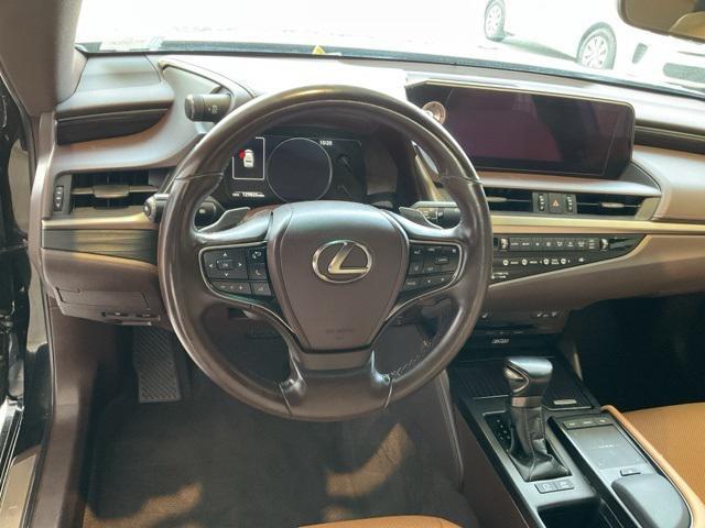 used 2021 Lexus ES 300h car, priced at $27,518