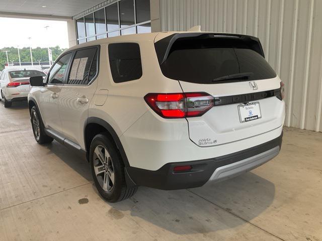 used 2025 Honda Pilot car, priced at $42,586