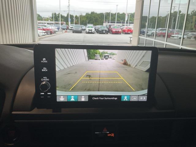 used 2025 Honda Pilot car, priced at $42,586