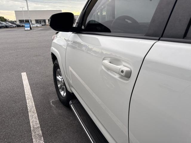used 2015 Toyota 4Runner car, priced at $23,042