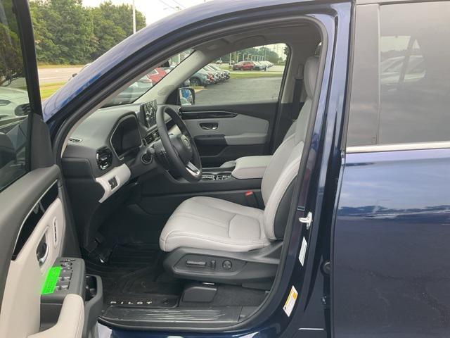new 2025 Honda Pilot car, priced at $48,346