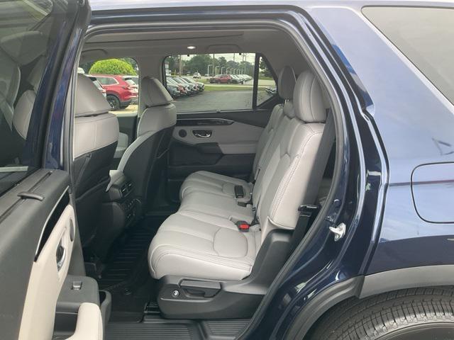 new 2025 Honda Pilot car, priced at $48,346