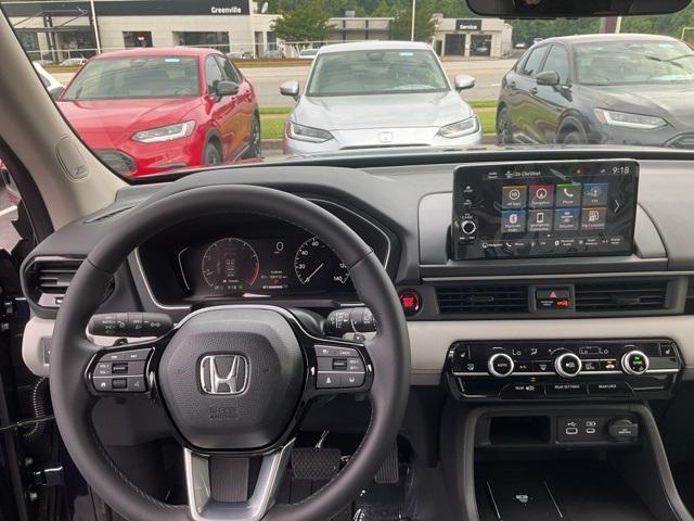 new 2025 Honda Pilot car, priced at $48,346