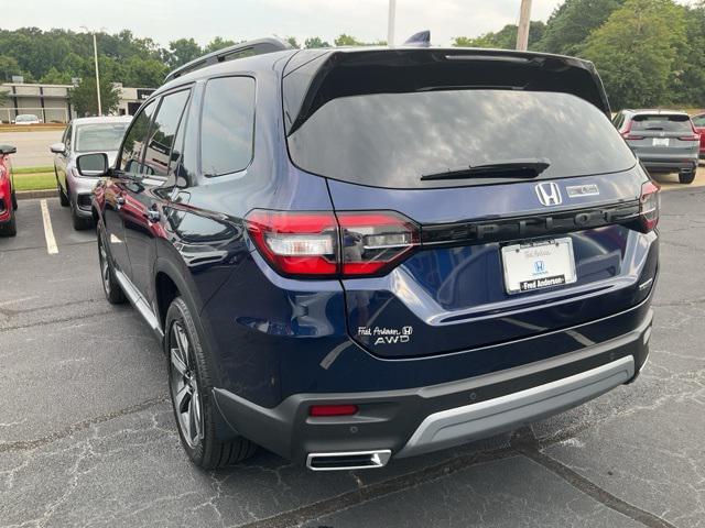 new 2025 Honda Pilot car, priced at $48,346