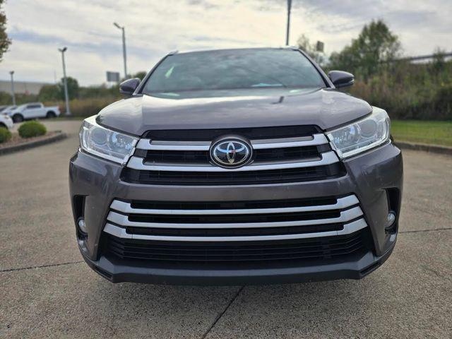 used 2017 Toyota Highlander car, priced at $21,990