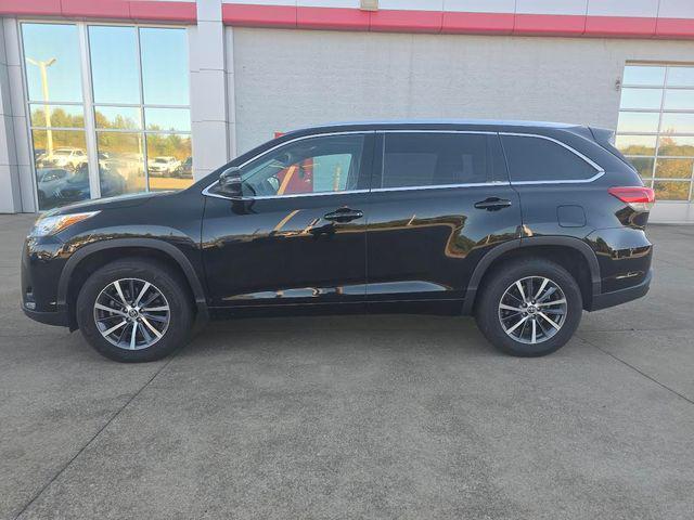 used 2017 Toyota Highlander car, priced at $23,995