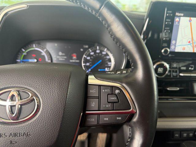 used 2021 Toyota Highlander Hybrid car, priced at $30,757