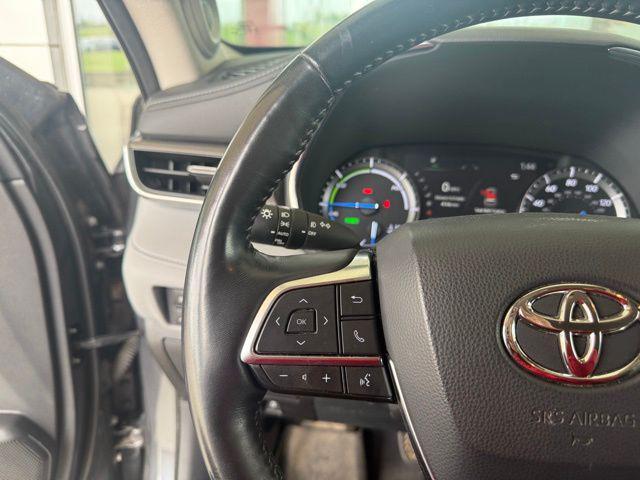 used 2021 Toyota Highlander Hybrid car, priced at $30,757