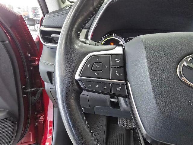 used 2020 Toyota Highlander Hybrid car, priced at $29,330