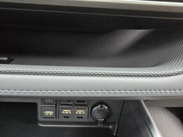 used 2020 Toyota Highlander Hybrid car, priced at $33,957