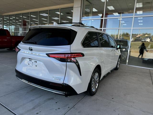 used 2022 Toyota Sienna car, priced at $48,942