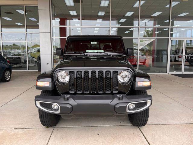 used 2023 Jeep Gladiator car, priced at $33,800
