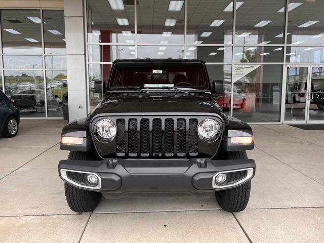 new 2023 Jeep Gladiator car, priced at $48,738