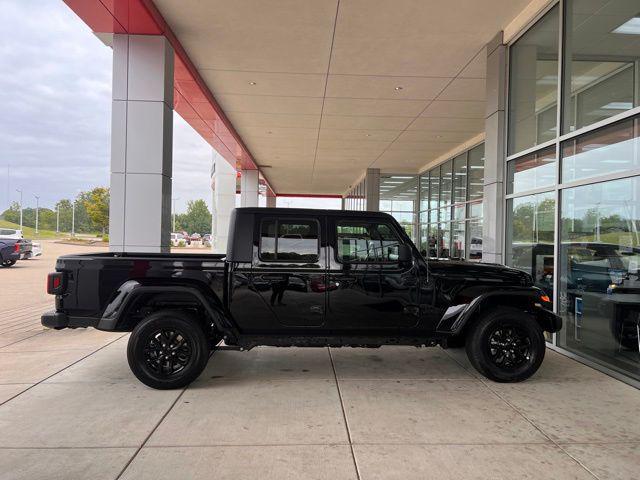 used 2023 Jeep Gladiator car, priced at $33,800