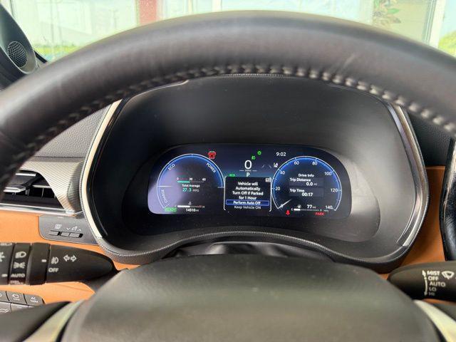 used 2024 Toyota Highlander Hybrid car, priced at $54,997