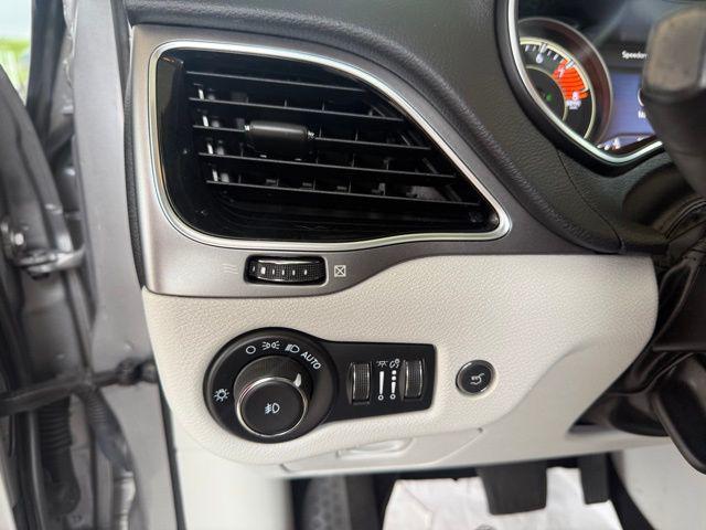 used 2022 Jeep Cherokee car, priced at $26,539