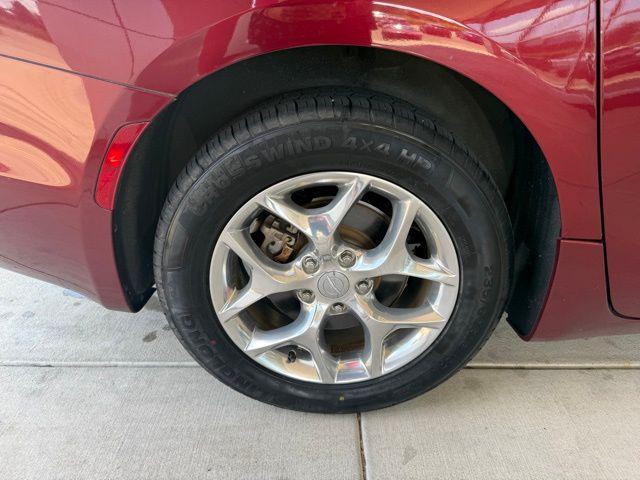 used 2018 Chrysler Pacifica car, priced at $14,689