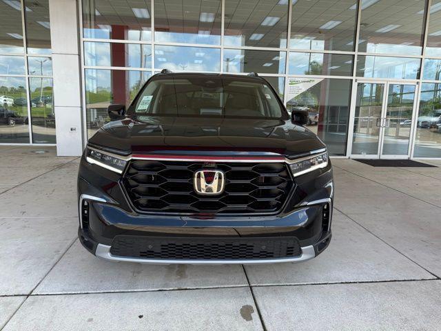 used 2024 Honda Pilot car, priced at $48,975