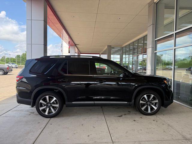 used 2024 Honda Pilot car, priced at $48,975