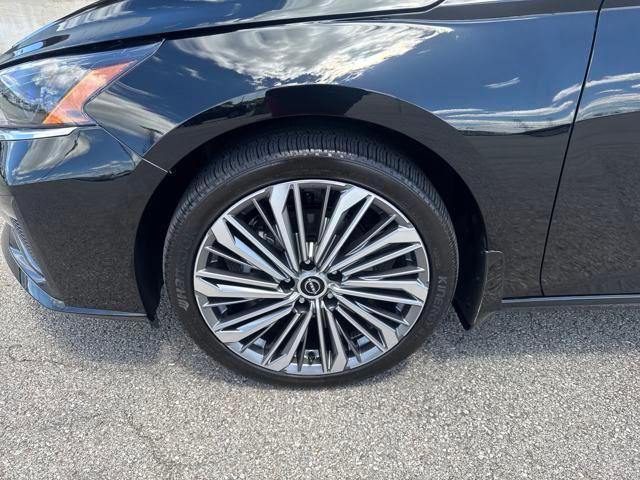 used 2024 Nissan Altima car, priced at $32,287