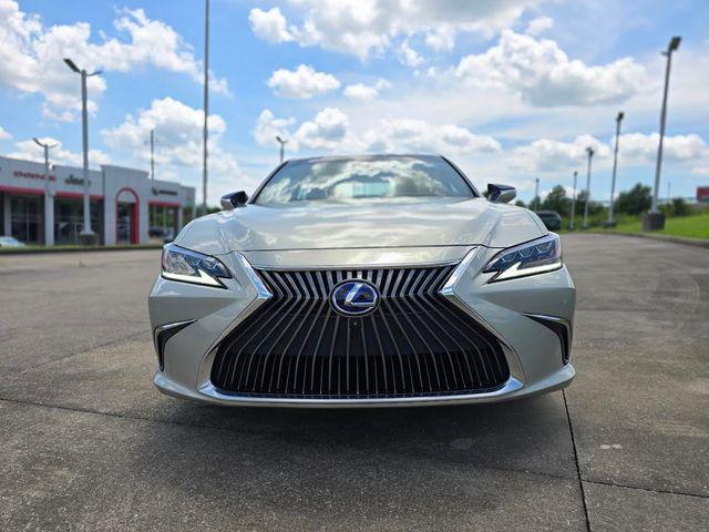 used 2019 Lexus ES 300h car, priced at $34,975