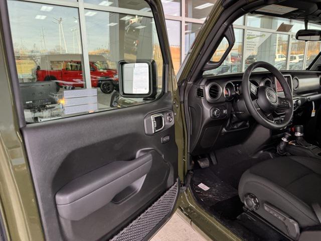 new 2023 Jeep Gladiator car, priced at $49,858